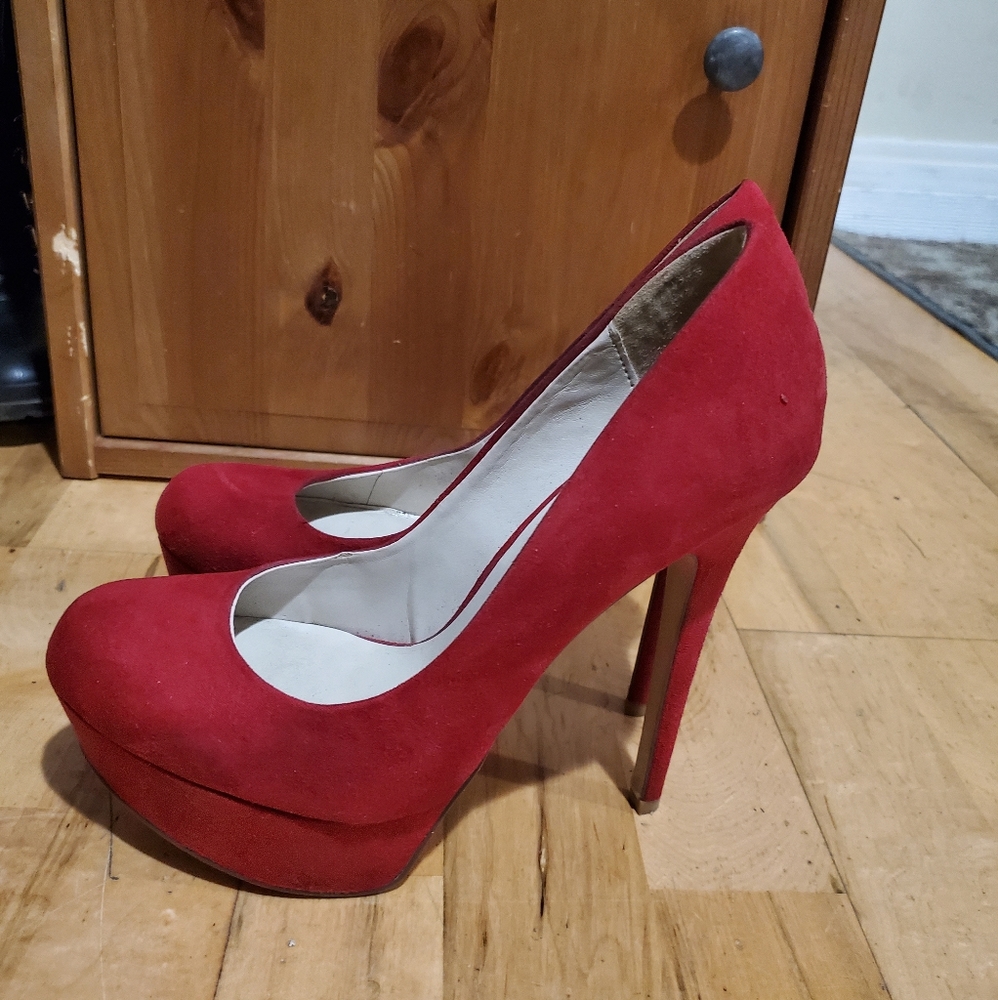 Suede platform Aldo Heels Size 7